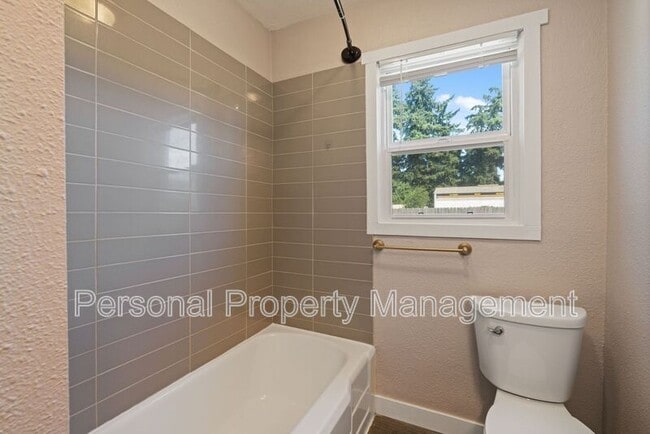 Building Photo - 2311 Neals Ln