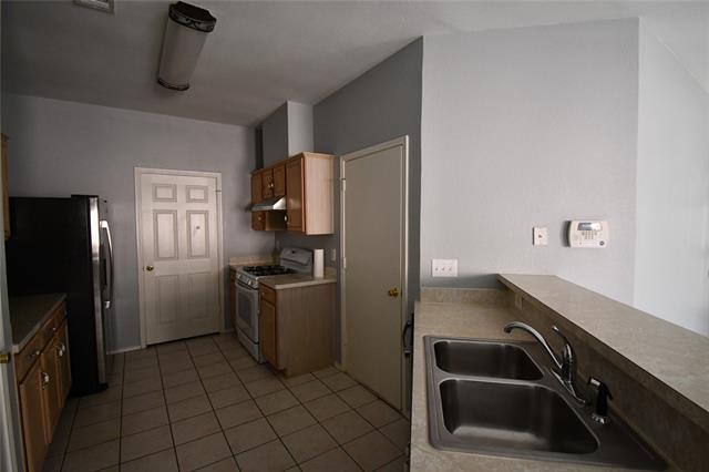 Building Photo - 104 Tarango Ln
