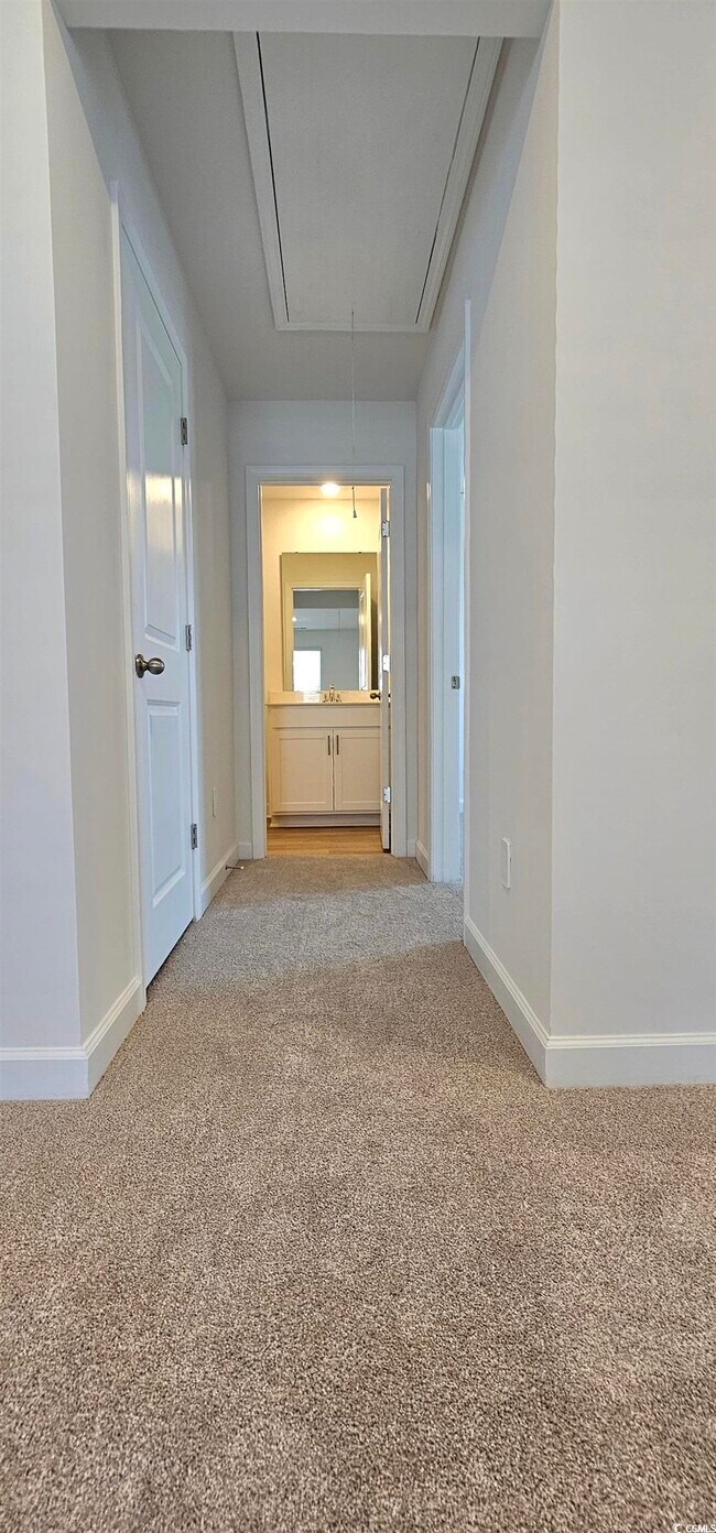 Building Photo - 8233 Vibrant Dr