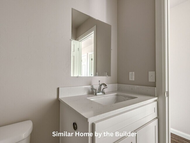 Building Photo - Charming 3-Bed in Yukon - Move-In Ready