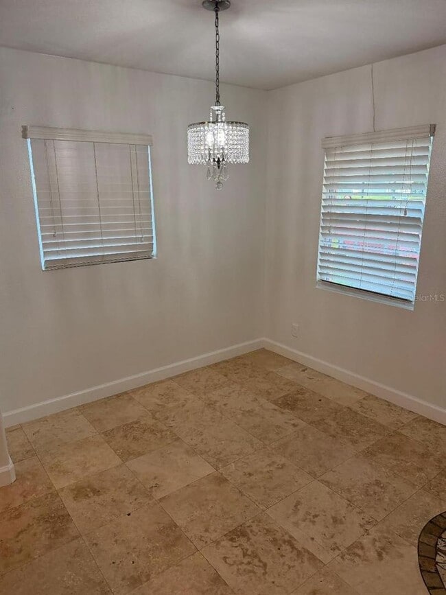 Building Photo - Beautiful 2/1  Apartment  NEAR FLORIDA MALL