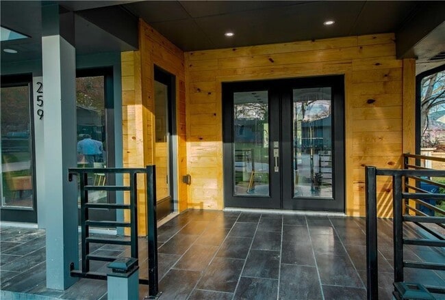 Building Photo - 259 Mellrich Ave NE