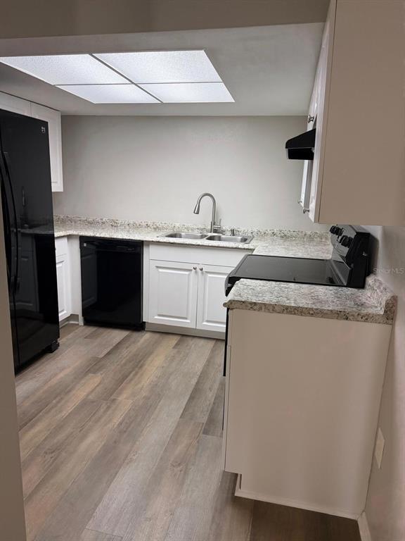 Building Photo - 5651 Canosa Dr