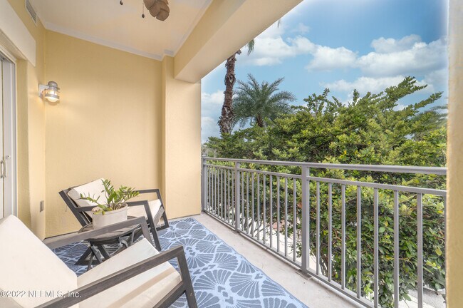 Building Photo - 525 3rd St N