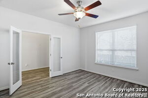 Building Photo - 204 Tiltwood Ct