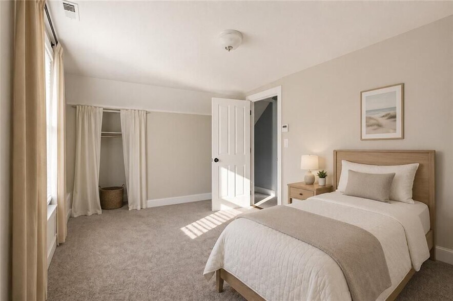 Building Photo - 65 Maple Ave