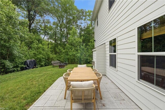 Building Photo - 1741 Watershed Ct