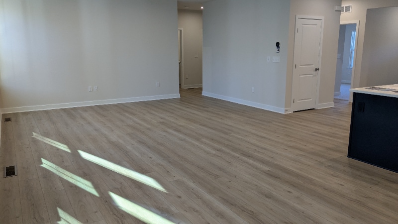 Building Photo - 136 Wood Land Ave