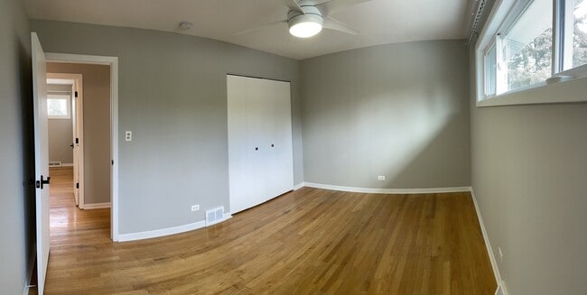 Building Photo - 837 S Iowa Ave