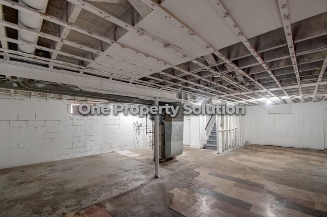 Building Photo - 609 Ohio St