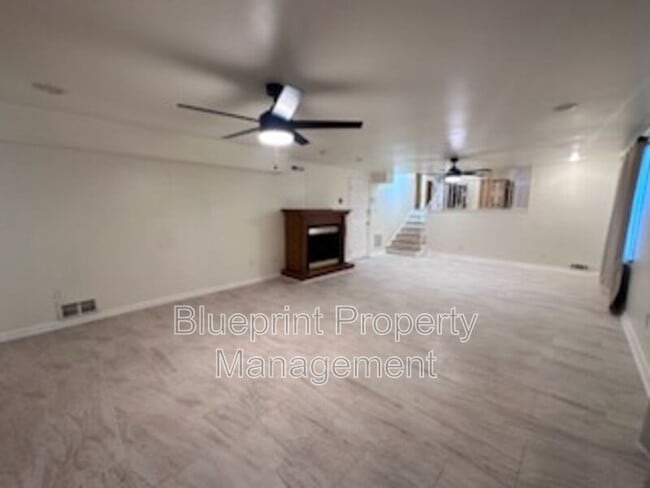 Building Photo - 6505 Avenue K
