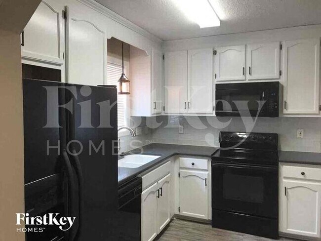 Building Photo - 105 Prince St