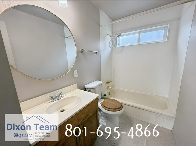 Building Photo - 1022 Southwell St