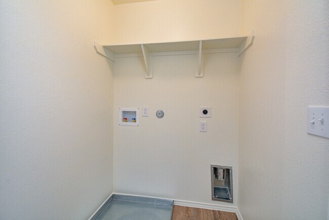 Building Photo - 23410 Briarstone Hbr Trl