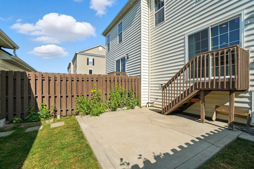 Private patio and yard - stairs have been rebuilt - 6169 Needletail Rd