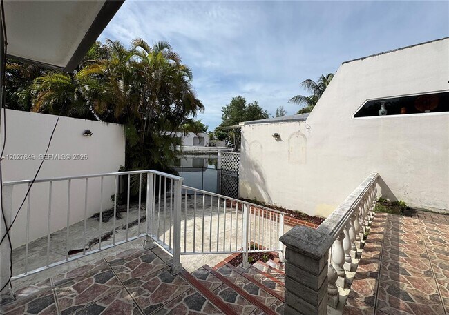 Building Photo - 7420 Big Cypress Dr