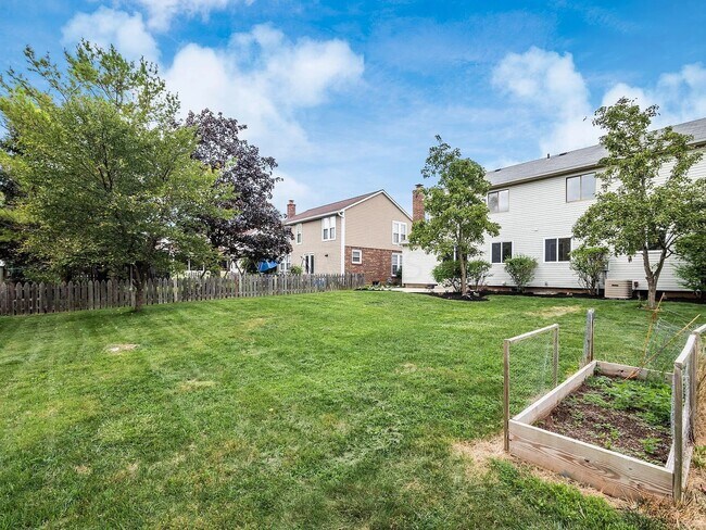 Building Photo - 2125 Scottingham Dr