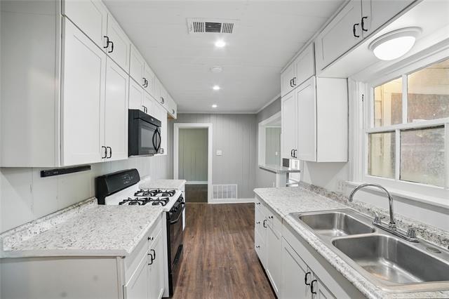 Building Photo - 208 Grace Ln