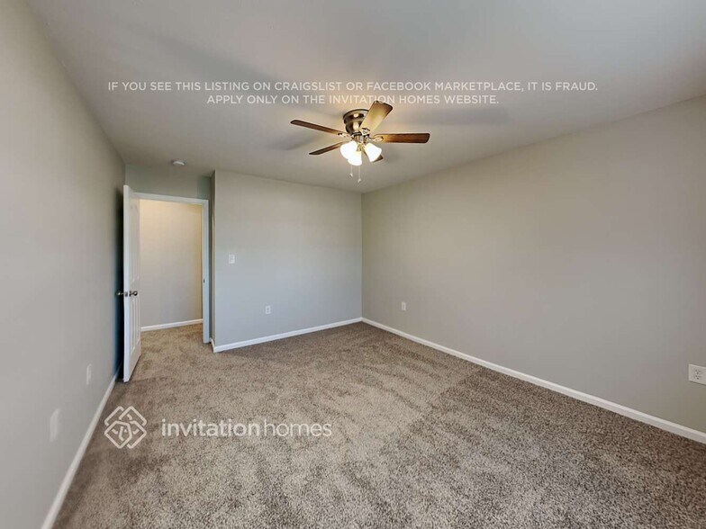 Building Photo - 236 Hunslet Cir