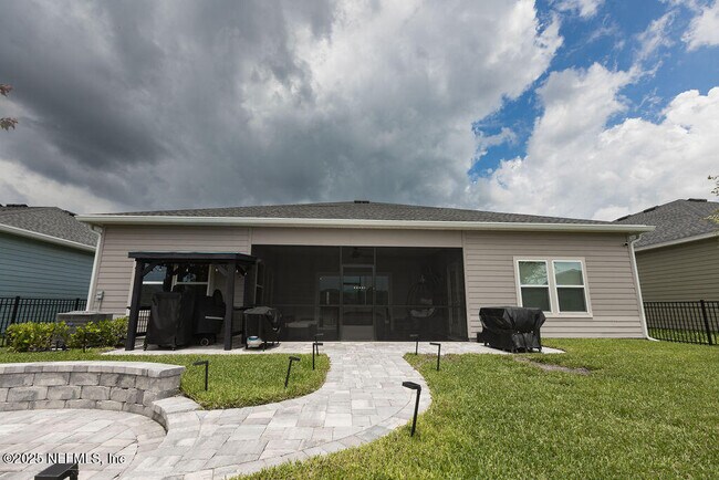 Building Photo - 9639 Gaynor Cir