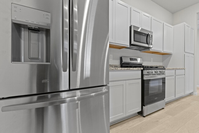 Building Photo - 2895 Rdg Crst Ct