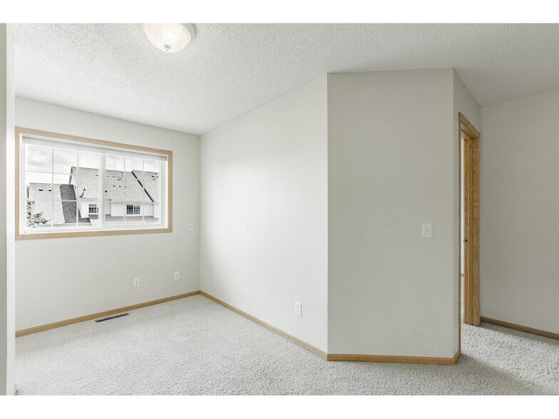 Building Photo - 808 Ferdinand Dr
