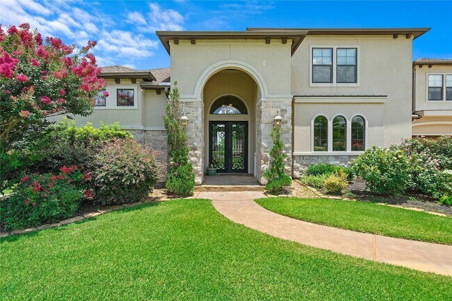 Primary Photo - 19182 Grandview Point