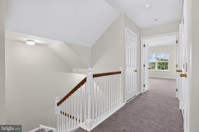 Building Photo - 102 Ashley Way