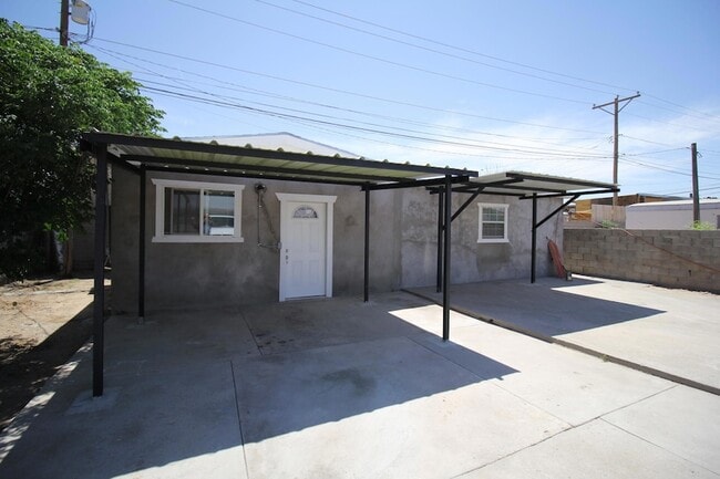 Primary Photo - 8606 Gateway Blvd