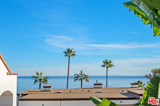 Building Photo - 26664 Seagull Way