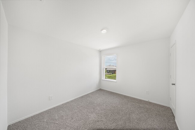 Building Photo - 807 Brazos Trl