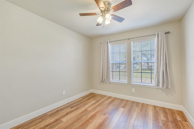 Building Photo - 605 Pinto Springs Ln