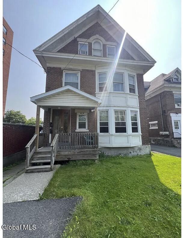 Primary Photo - 126 Western Ave
