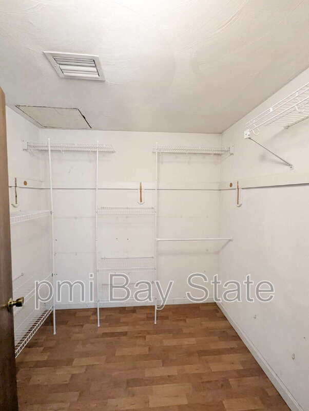 Building Photo - 77 Samuel Dr