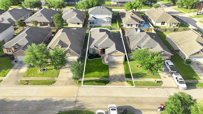 Building Photo - 16710 Jelly Park Stone Dr