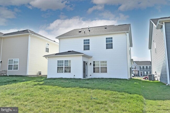 Building Photo - 157 Schyrock Dr