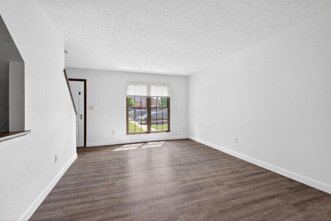 Building Photo - 6477 Brookedge Ct