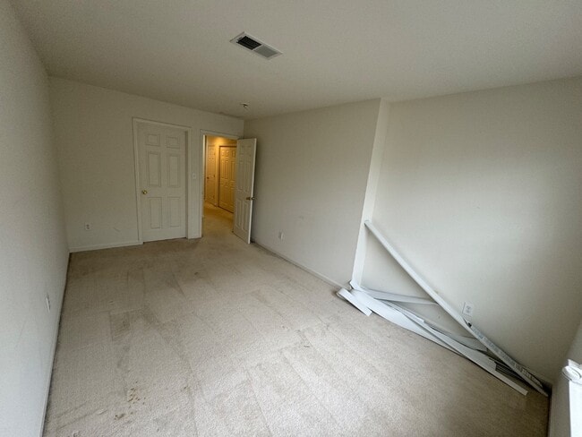 Building Photo - 50 W Worthington Blvd