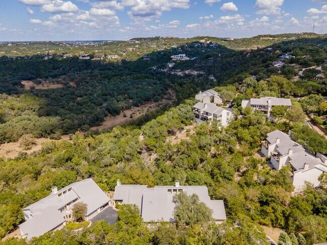 Building Photo - 1520 Ben Crenshaw Way