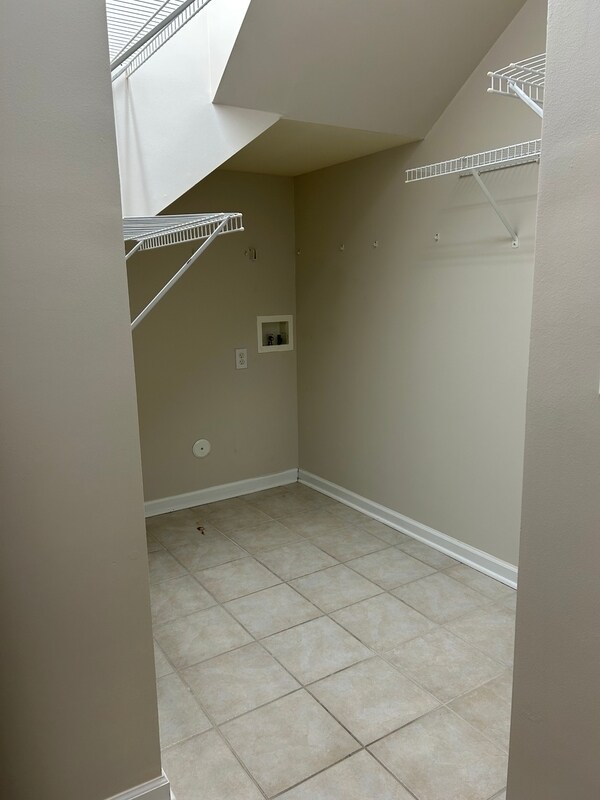 Building Photo - 35 Brightmore Dr