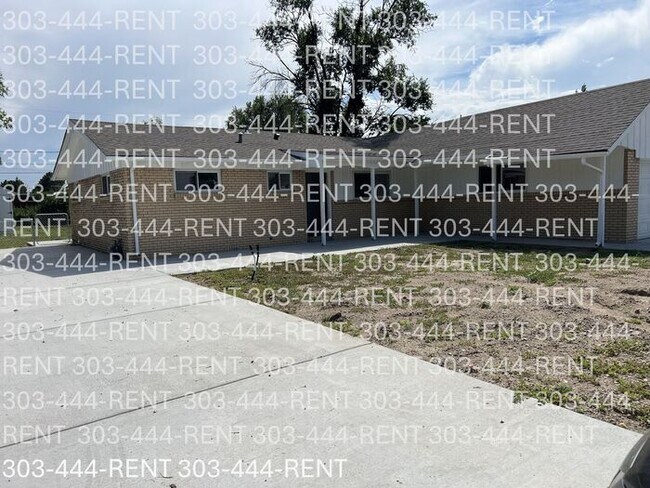 Primary Photo - Welcome to this stunning 3-bedroom, 2-bath...
