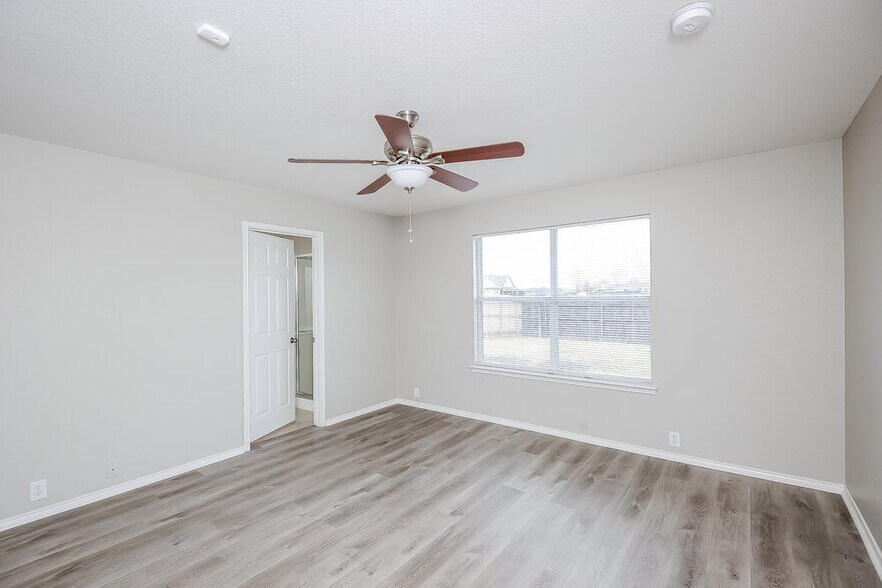 Building Photo - 8420 Ranch Hand Trail