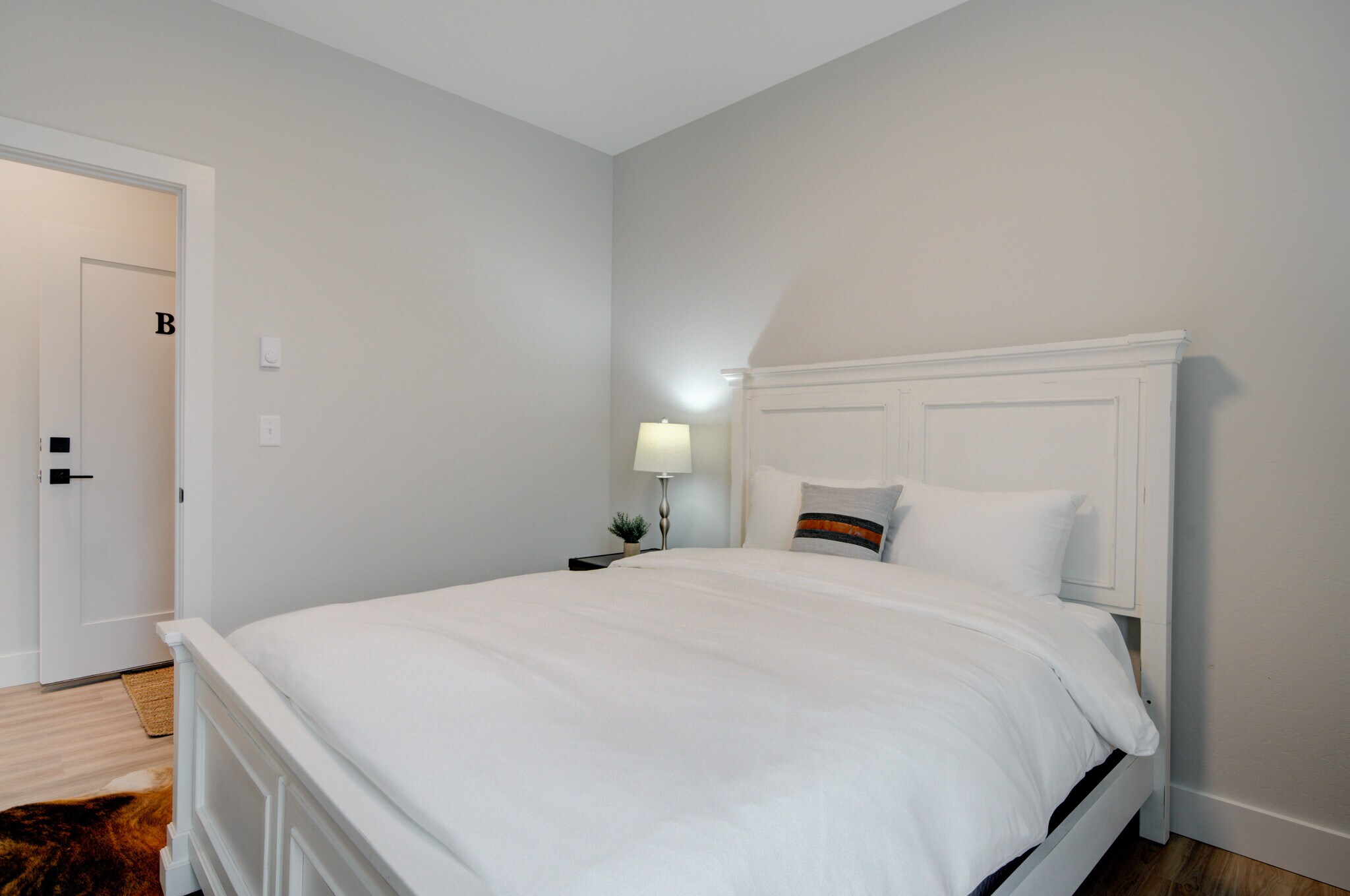 Building Photo - 3766 Equestrian Ln