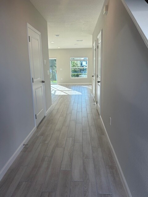 Building Photo - 4808 Jackstaff Way