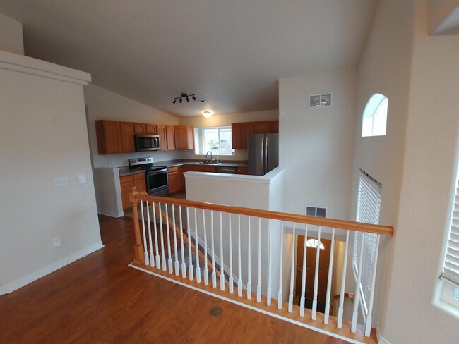 Building Photo - 1415 Madison Ridge Heights