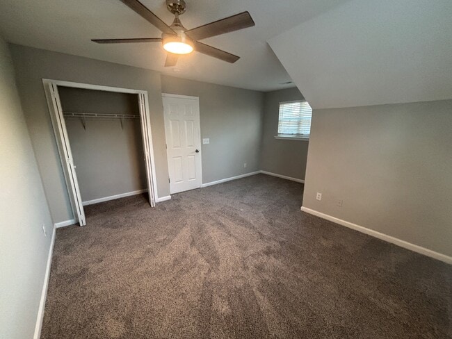 Building Photo - 6 Brookhaven Way