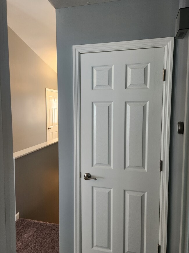 Linen closet - 2525 Hidden Meadow Ln