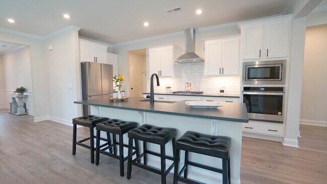 Building Photo - 329 Sparrow Rdg Dr