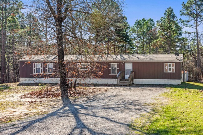 Building Photo - 15617 Country Walk Dr