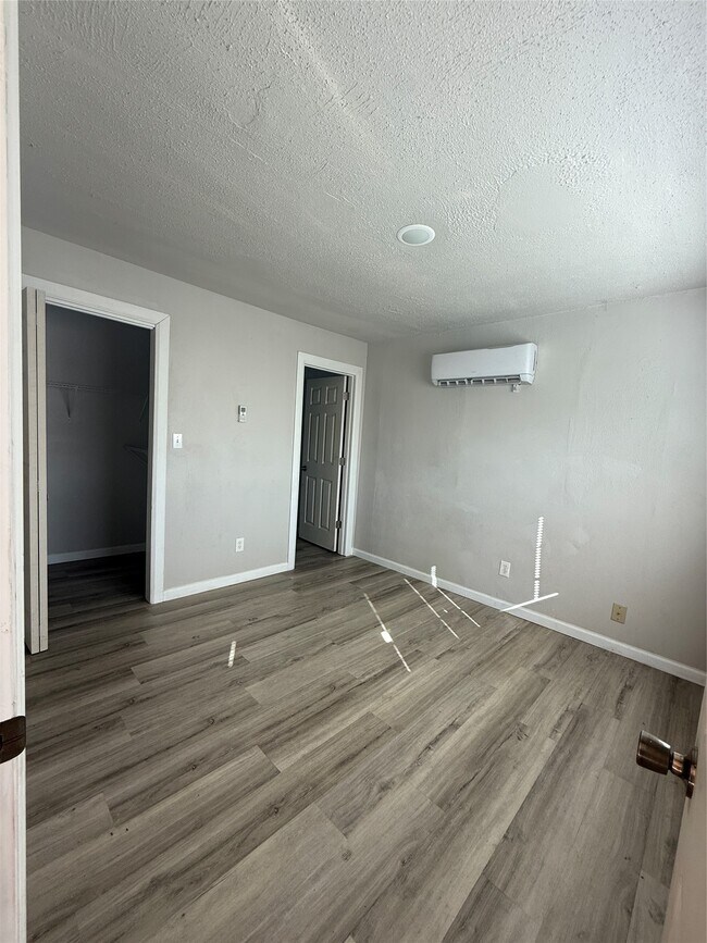 Building Photo - 8510 Safeguard St